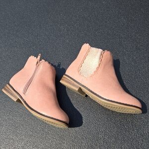Pink Cat & Jack size 9 Boots